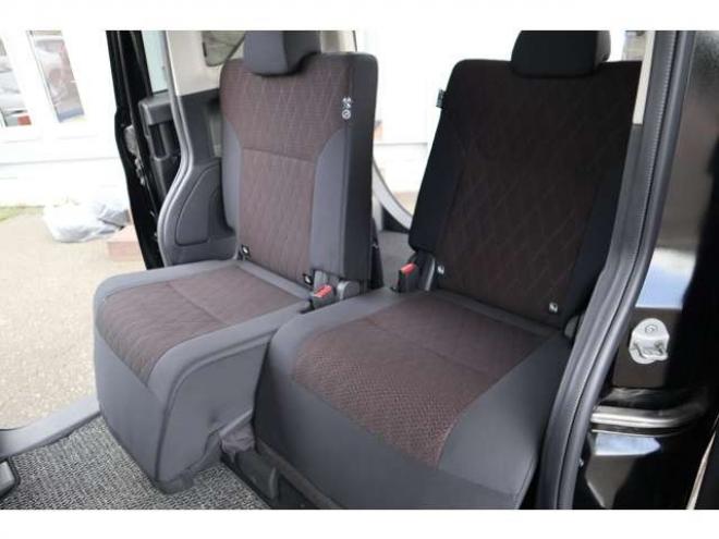 eKクロススペースM 4WD　オーディオレス　LEDヘッドライト　衝突軽減ブレーキ　車線逸脱警報機能　パーキングソナー 660