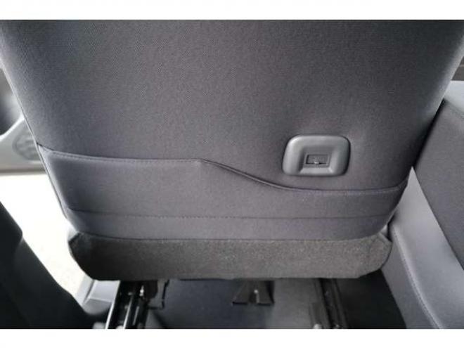 eKクロススペースM 4WD　オーディオレス　LEDヘッドライト　衝突軽減ブレーキ　車線逸脱警報機能　パーキングソナー 660