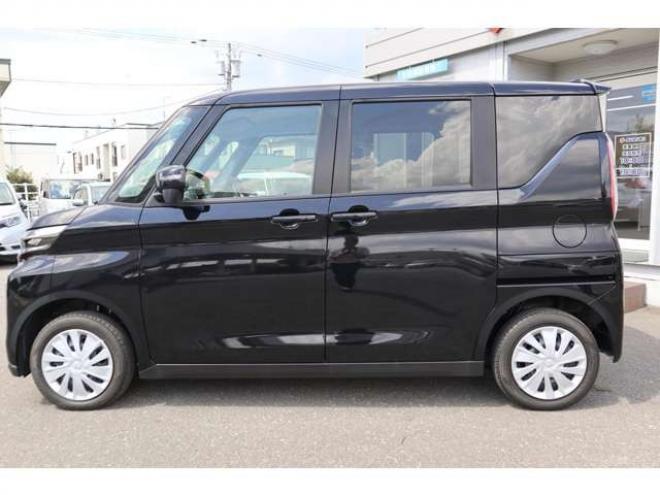 eKクロススペースM 4WD　オーディオレス　LEDヘッドライト　衝突軽減ブレーキ　車線逸脱警報機能　パーキングソナー 660