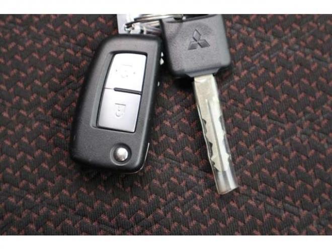 eKクロススペースM 4WD　オーディオレス　LEDヘッドライト　衝突軽減ブレーキ　車線逸脱警報機能　パーキングソナー 660