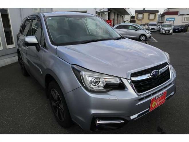フォレスター2.0i-L アイサイト 4WD　CDオーディオ　ETC　全席シートヒーター　ステアリング連動ヘッドライト　オートライト　オートワイパー　アダプティブクルーズコントロール　パドルシフト 2000