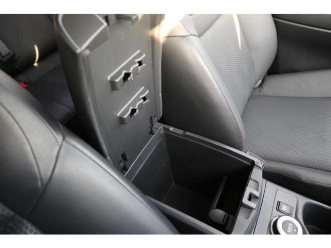 エクストレイル2.0 20S ハイブリッド 4WD　純正フルセグナビ　ETC　アラウンドビューカメラ　パーキングアシスト　ヒルディセントコントロール　クルーズコントロール　パーキングソナー 2000