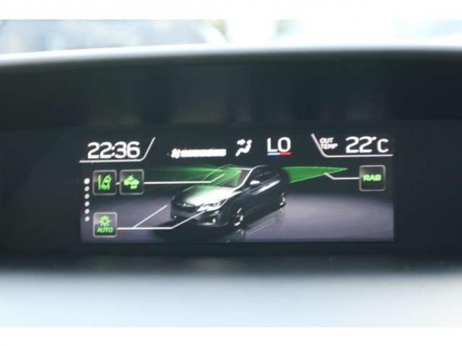 インプレッサスポーツ 1.6 i-L アイサイト 4WD　社外ナビ　バックカメラ　ETC　パドルシフト　電動パーキングブレーキ　アイサイト　アダプティブクルーズコントロール 1600