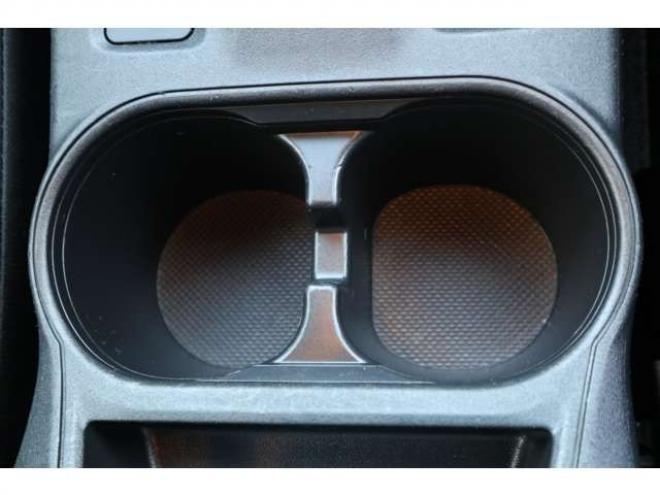 インプレッサスポーツ 1.6 i-L アイサイト 4WD　社外ナビ　バックカメラ　ETC　パドルシフト　電動パーキングブレーキ　アイサイト　アダプティブクルーズコントロール 1600