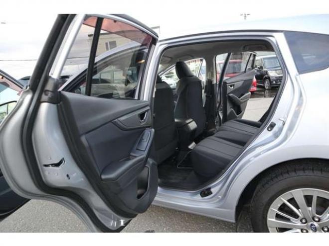 インプレッサスポーツ 1.6 i-L アイサイト 4WD　社外ナビ　バックカメラ　ETC　パドルシフト　電動パーキングブレーキ　アイサイト　アダプティブクルーズコントロール 1600