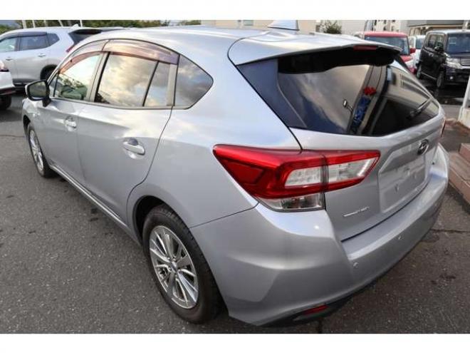 インプレッサスポーツ 1.6 i-L アイサイト 4WD　社外ナビ　バックカメラ　ETC　パドルシフト　電動パーキングブレーキ　アイサイト　アダプティブクルーズコントロール 1600