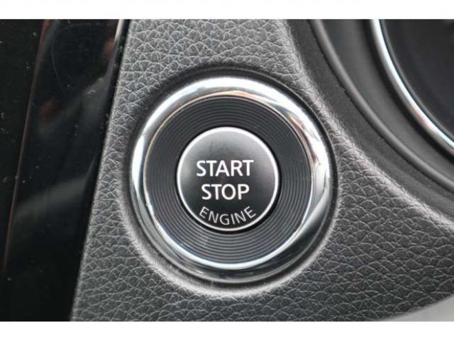 エクストレイル2.0 20X エマージェンシーブレーキパッケージ 2列車 4WD　社外ナビ　バックカメラ　前側ドラレコ 2000