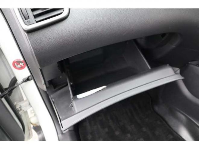 エクストレイル2.0 20X エマージェンシーブレーキパッケージ 2列車 4WD　社外ナビ　バックカメラ　前側ドラレコ 2000