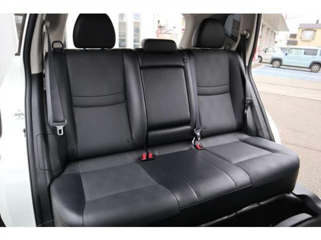 エクストレイル2.0 20X エマージェンシーブレーキパッケージ 2列車 4WD　社外ナビ　バックカメラ　前側ドラレコ 2000