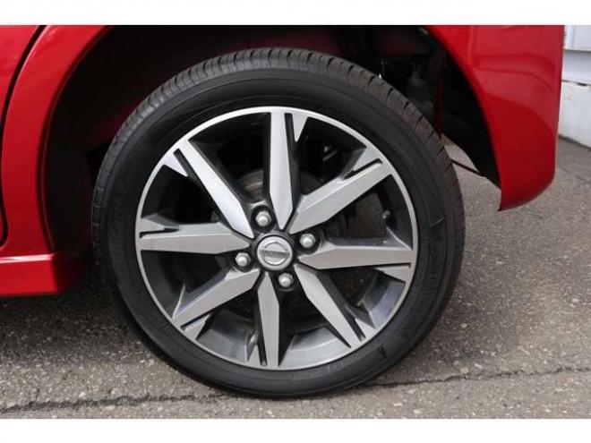 デイズルークスハイウェイスターX Vセレクション 4WD　アラウンドビューモニター(ルームミラー)　両側電動スライドドア　シートヒーター　LEDヘッドライト　エマージェンシーブレーキ 660