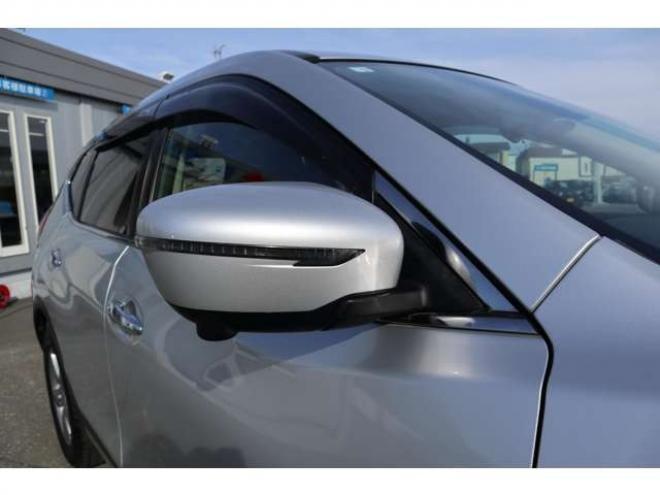 エクストレイル2.0 20S ハイブリッド 4WD　純正フルセグナビ　全方位モニター　ETC インテリジェントルームミラー　ヒルディセントコントロール 2000