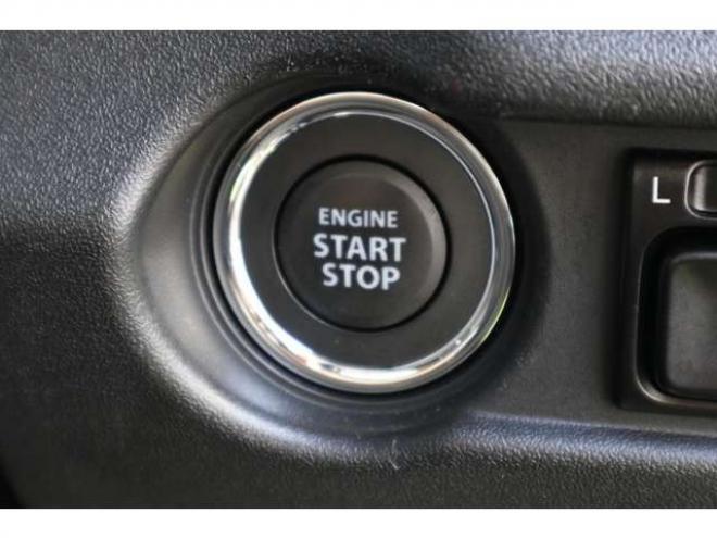 ジムニーXC 4WD　LEDヘッドライト　ヘッドライトウォッシャー　オートライト　デュアルセンサーブレーキサポート　シートヒーター 660