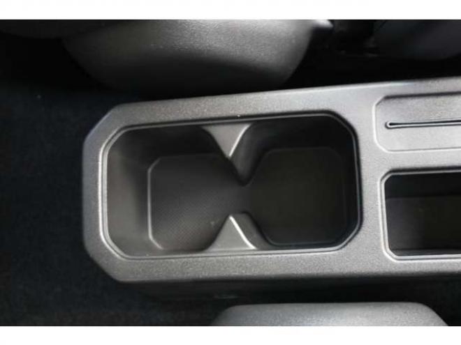 ジムニーXC 4WD　LEDヘッドライト　ヘッドライトウォッシャー　オートライト　デュアルセンサーブレーキサポート　シートヒーター 660