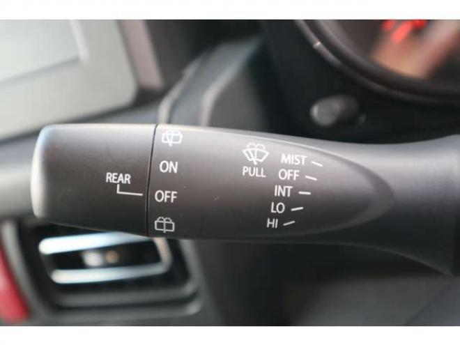 ジムニーXC 4WD　LEDヘッドライト　ヘッドライトウォッシャー　オートライト　デュアルセンサーブレーキサポート　シートヒーター 660