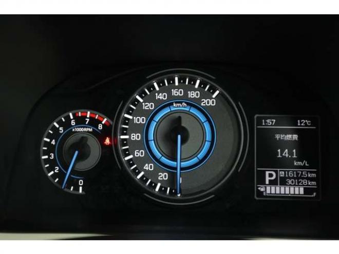 クロスビー1.0 ハイブリッド MX スズキ セーフティ サポートパッケージ装着車 4WD　CDプレイヤー　シートヒーター　アイドリングストップ　パーキングセンサー　デュアルセンサーブレーキサポート　ヒルディセントコントロール 1000