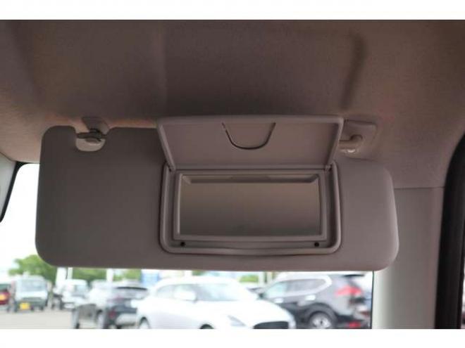 フレアクロスオーバーXG 4WD　シートヒーター　HID　衝突軽減ブレーキ 660