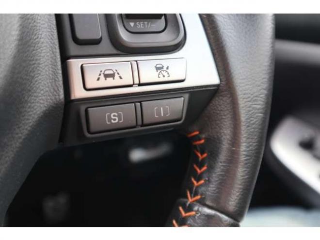 インプレッサXV2.0i-L アイサイト 4WD　純正ナビ　バックカメラ　ETC 前側ドラレコ 2000