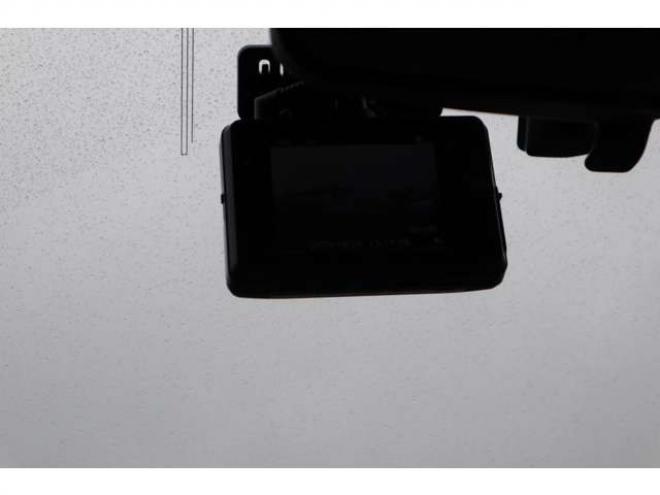 スイフト1.2 RS-DJE 4WD　社外フルセグナビ　社外前後ドラレコ　ETC　社外エンジンスターター　シートヒータ　HIDヘッドライト　パドルシフト　クルーズコントロール 1200