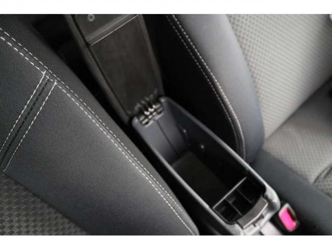 スイフト1.2 RS-DJE 4WD　社外フルセグナビ　社外前後ドラレコ　ETC　社外エンジンスターター　シートヒータ　HIDヘッドライト　パドルシフト　クルーズコントロール 1200