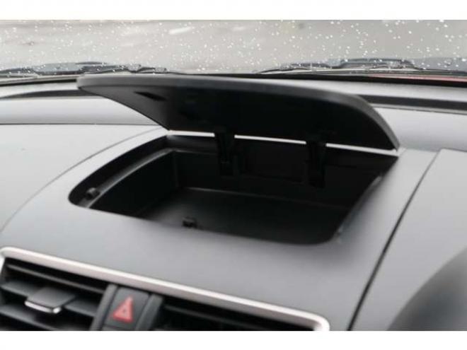 スイフト1.2 RS-DJE 4WD　社外フルセグナビ　社外前後ドラレコ　ETC　社外エンジンスターター　シートヒータ　HIDヘッドライト　パドルシフト　クルーズコントロール 1200