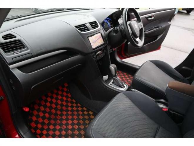 スイフト1.2 RS-DJE 4WD　社外フルセグナビ　社外前後ドラレコ　ETC　社外エンジンスターター　シートヒータ　HIDヘッドライト　パドルシフト　クルーズコントロール 1200