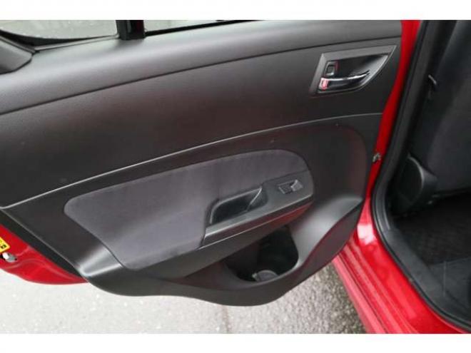 スイフト1.2 RS-DJE 4WD　社外フルセグナビ　社外前後ドラレコ　ETC　社外エンジンスターター　シートヒータ　HIDヘッドライト　パドルシフト　クルーズコントロール 1200