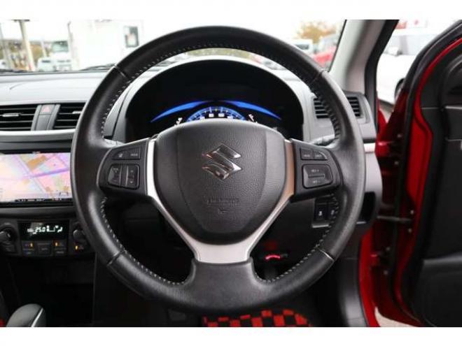スイフト1.2 RS-DJE 4WD　社外フルセグナビ　社外前後ドラレコ　ETC　社外エンジンスターター　シートヒータ　HIDヘッドライト　パドルシフト　クルーズコントロール 1200