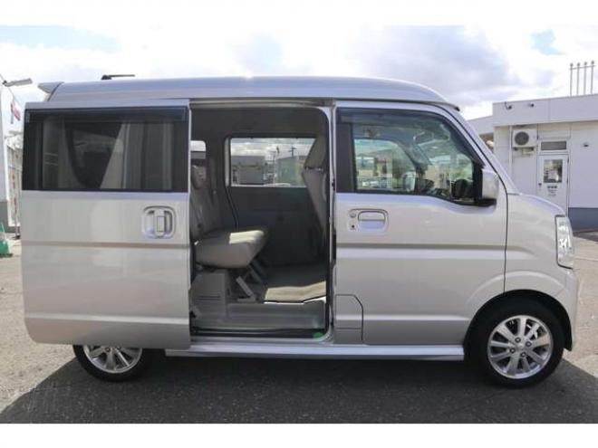 タウンボックスG ハイルーフ 4WD　社外ワンセグナビ　Bluetooth ETC　オートライト　シートヒーター　助手席側電動スライドドア　衝突軽減ブレーキ 660