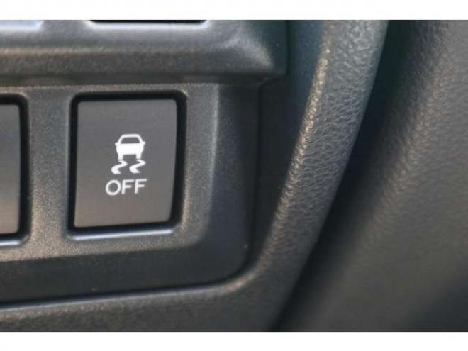 XV2.0i-L アイサイト 4WD　純正フルセグナビ　バックカメラ　ETC　純正ドラレコ　電動パーキング　LEDヘッドライト　ヘッドライトウォッシャー 2000