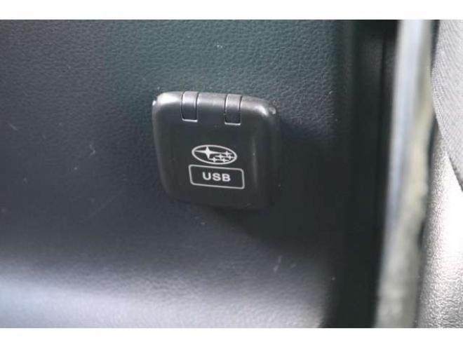 XV2.0i-L アイサイト 4WD　純正フルセグナビ　バックカメラ　ETC　純正ドラレコ　電動パーキング　LEDヘッドライト　ヘッドライトウォッシャー 2000