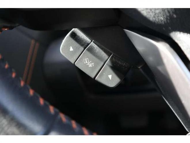 XV2.0i-L アイサイト 4WD　純正フルセグナビ　バックカメラ　ETC　純正ドラレコ　電動パーキング　LEDヘッドライト　ヘッドライトウォッシャー 2000