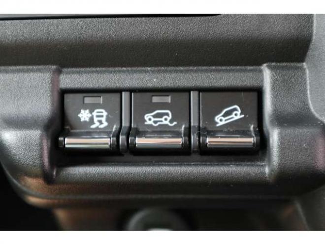 ハスラーJスタイル ターボ 4WD　ワンオーナーセーフティサポート全方位ナビ 660