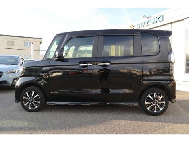 N-BOXカスタム 660 G L ホンダセンシング 4WD　純正フルセグナビ　バックカメラ　ETC　社外360°カメラドラレコ　純正エンジンスターター　シートミラーヒーター　助手席側電動スライドドア 660