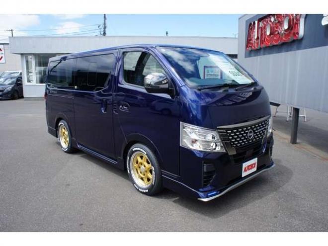 キャラバン2.4 AUTECH エクステリア セレクション ロングボディ ディーゼルターボ 4WD　エクステリアセレクション4WD　Bodyline新作17インチAW&薄型オーバーフェンダー&ベッドキットTYPE2　ヨコハマPARADA215/60R17 登録済未使用車 2400