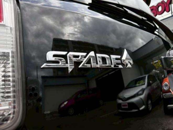 スペイド1.5 G 4WD　トヨタセーフティセンス　プッシュスタート　ナビ　バックカメラ　フルセグTV シートヒーター　ステアリングヒーター　ワイパーデアイサー　パワースライドドア 1500