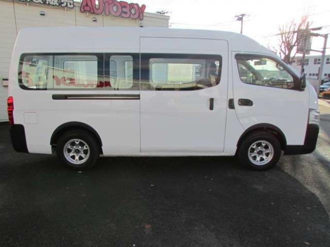 キャラバンNV350 2.5 DX スーパーロングボディ ハイルーフ ディーゼルターボ 4WD　パートタイム4WD/ETC/フルセグTV/バックカメラ/キーレス/純正エンジンスターター/両側スライドドア 2500