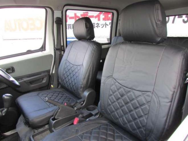 タウンエースバン1.5 GL 4WD　パートタイム4WD　ディスプレイオーディオ　リアヒーター　リアフォグ　GRIPMAX　MUDRAGE　M/Tホワイト　アイドリングストップ　横滑り防止　　フローティングビッグCarPlay対応　Bluetooth　社外14インチAW 1500