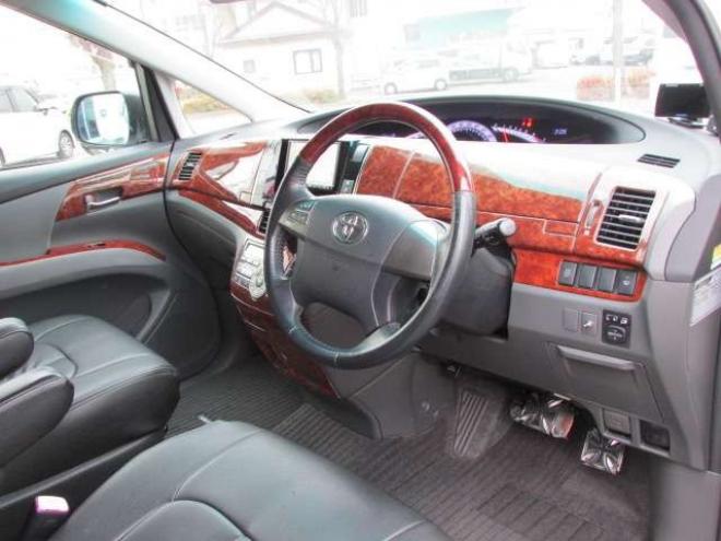 エスティマ2.4 アエラス 4WD　両側パワースライドドア/コーナーセンサー/キセノンヘッドライト/LEDフォグ/クルーズコントロール/ETC/ 2400