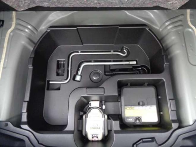 アクア1.5 S　スマートキー　純正ナビ　バックカメラ 2WD 1500