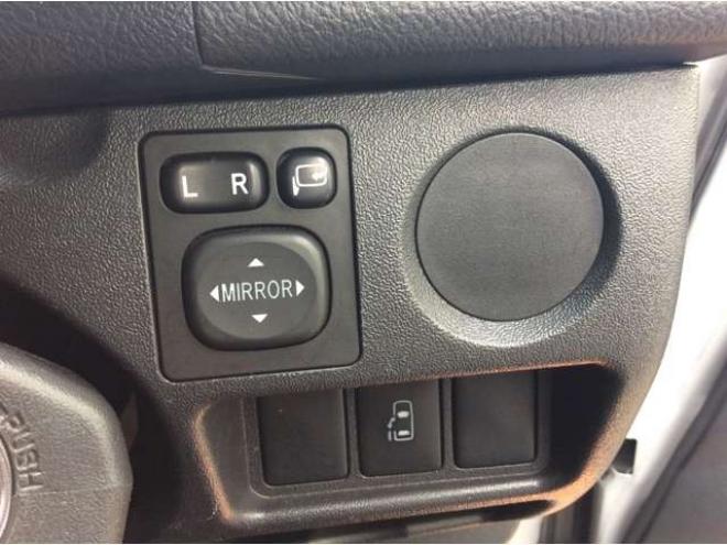 ハイエース2.7 グランドキャビン 4WD　片側パワースライドドア　前後ドライブレコーダー　リアヒーター&クーラー　キーレス　横滑り防止　純正ナビ　ワンセグTV　Bluetooth　CD　FM/AM　ETC　15インチAW　電動格納ミラー　バックカメラ 2700