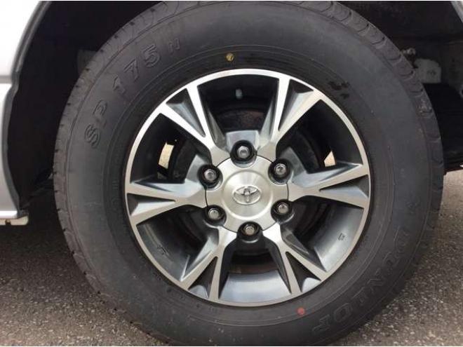 ハイエース2.7 グランドキャビン 4WD　片側パワースライドドア　前後ドライブレコーダー　リアヒーター&クーラー　キーレス　横滑り防止　純正ナビ　ワンセグTV　Bluetooth　CD　FM/AM　ETC　15インチAW　電動格納ミラー　バックカメラ 2700