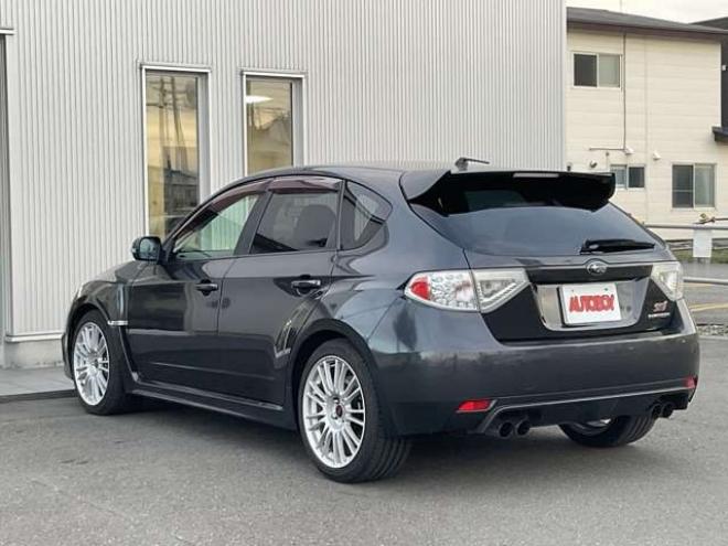 インプレッサハッチバックSTI 2.0 WRX 4WD　Defi3連メーター(ブースト計・油温計・油圧計)　ETC　運転席パワーシート　プッシュスタート 2000