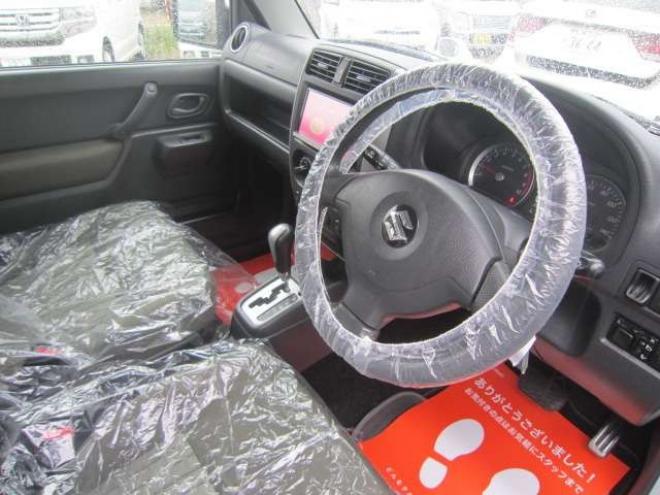 ジムニーワイルドウインド 4WD　社外アルミ ナビ&フルセグTV エンジンスターター シート&ミラーヒーター フォグ ドアバイザー ABS スタッドレス+アルミセット積込み 1年間走行無制限保証付 660