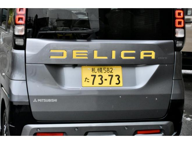 デリカミニデリマルパッケージ　4WD　新車展示　寒冷地仕様　12.3インチメーカーナビ　ETC2.0　純正ドライブレコーダー　イエローデカールパック
