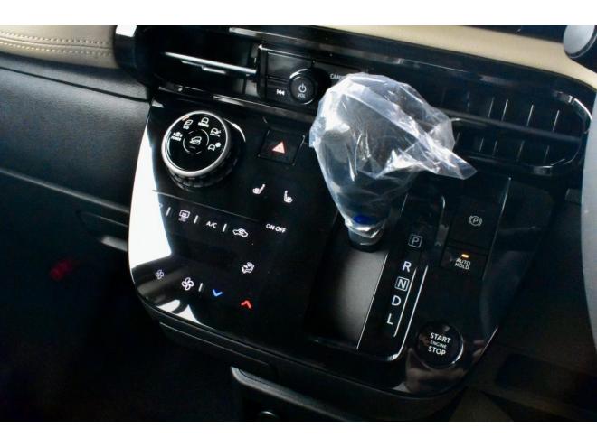 デリカミニデリマルパッケージ　4WD　新車展示　寒冷地仕様　12.3インチメーカーナビ　ETC2.0　純正ドライブレコーダー　イエローデカールパック