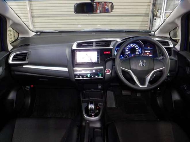 フィット1.5 ハイブリッド Fパッケージ 4WD　ナビ・TV・Bluetooth・LEDヘッドライト・ワイパーデアイサー・純正エンスタ・フォグランプ・スマートキー・プッシュスタート・寒冷地仕様 1500