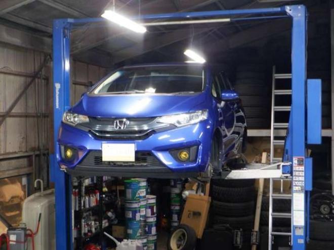 フィット1.5 ハイブリッド Fパッケージ 4WD　ナビ・TV・Bluetooth・LEDヘッドライト・ワイパーデアイサー・純正エンスタ・フォグランプ・スマートキー・プッシュスタート・寒冷地仕様 1500