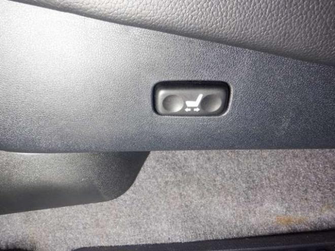 ランドクルーザー200 4.6 ZX 4WD　本州仕入・ナビ・TV・B/T・サンルーフ・革　Bカメラ・ガナドールマフラー・ヒッチメンバー・シートヒーター・エアコン・電動シート・電動リアゲート 4600