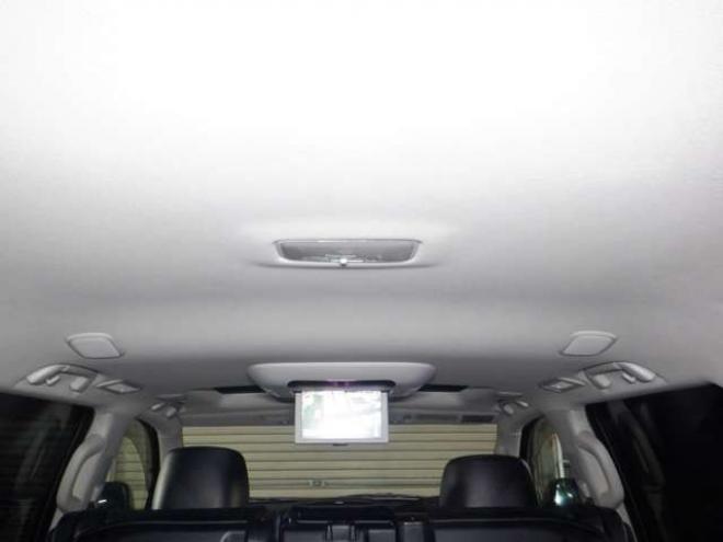 ランドクルーザー200 4.6 ZX 4WD　本州仕入・ナビ・TV・B/T・サンルーフ・革　Bカメラ・ガナドールマフラー・ヒッチメンバー・シートヒーター・エアコン・電動シート・電動リアゲート 4600