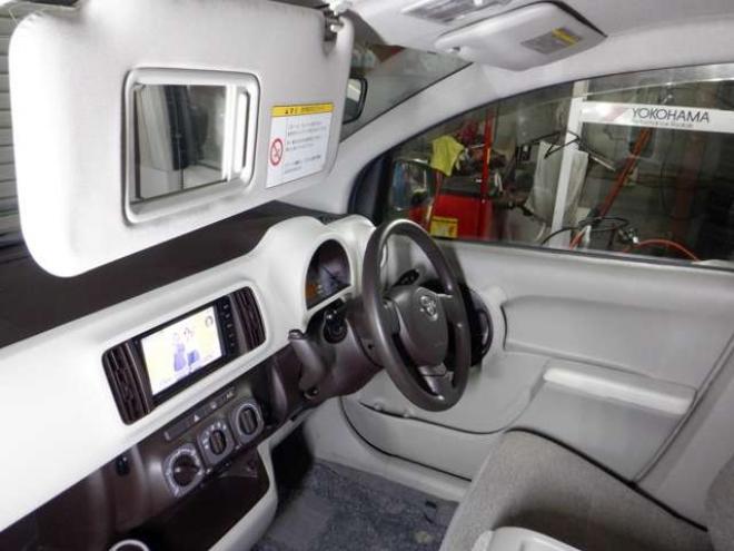 パッソ1.0 X 4WD　ナビ・TV・B/T・エンスタ・デアイサー・寒冷地仕様・純正エンスタ・ワイパーデアイサー・スマートキー・ライトレベライザー・ドアバイザー 1000